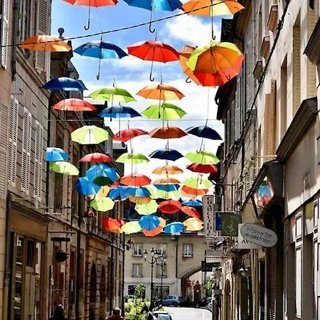 Superbe Et Chic Dans Le Centre De